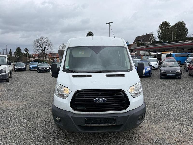 Gebraucht Ford Transit Trend 131 PS (96 kW) 2019 Weiß Limousine