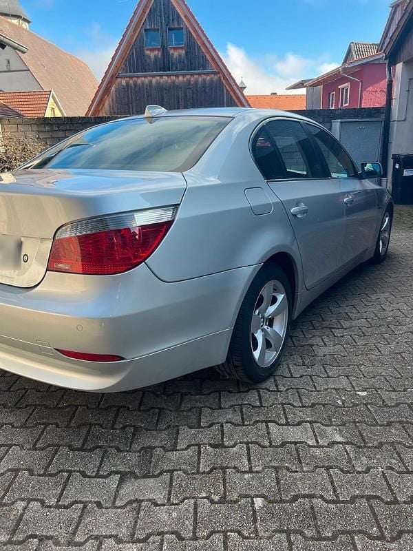 Gebraucht BMW 520 177 PS (130 kW) 2004 Limousine