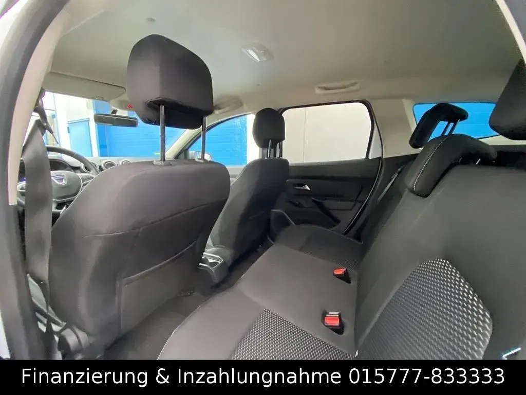 Second-hand Dacia Duster 101 CP (74 kW) 2021 Alb SUV