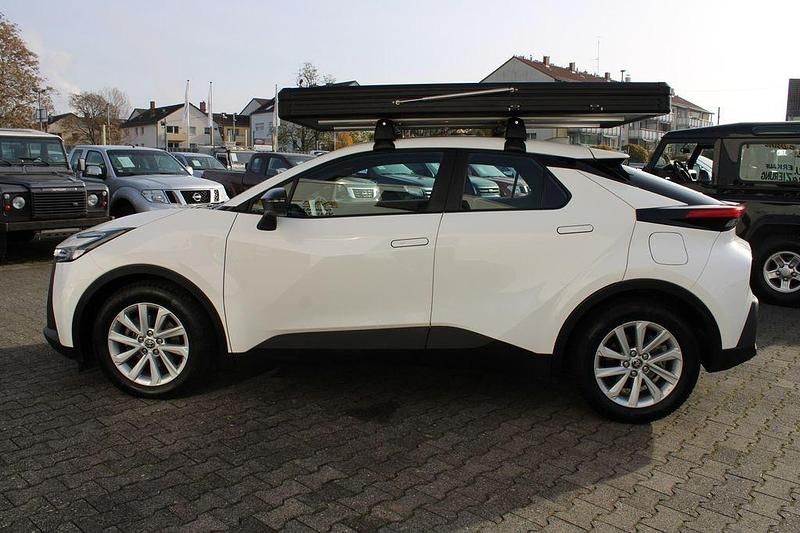 Gebraucht Toyota C-HR 98 PS (72 kW) 2024 Weiss SUV