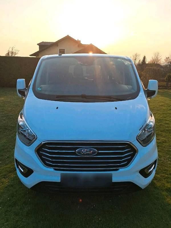 Gebraucht Ford Transit Custom 131 PS (96 kW) 2019 Weiß Van / Kleinbus