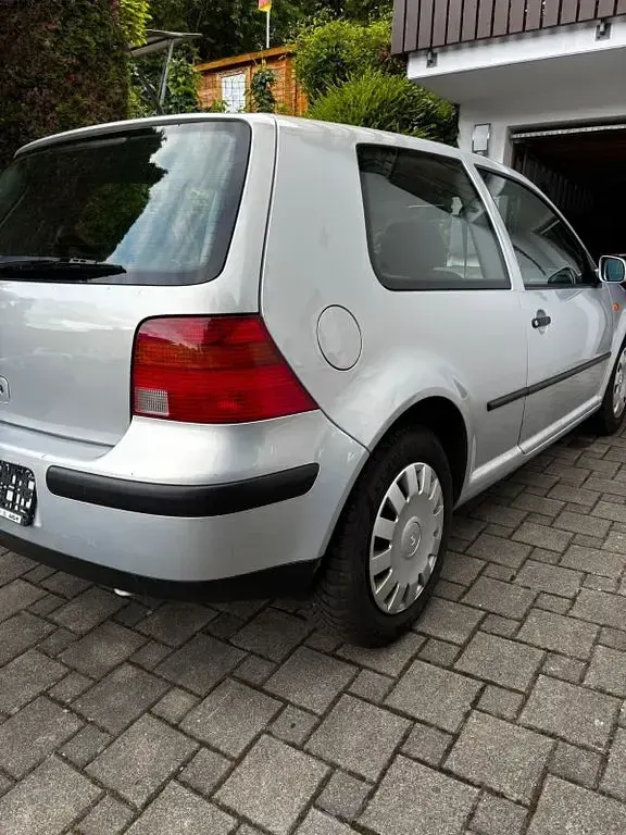 Gebraucht VW Golf III Basis 101 PS (74 kW) 1999 Silber Limousine