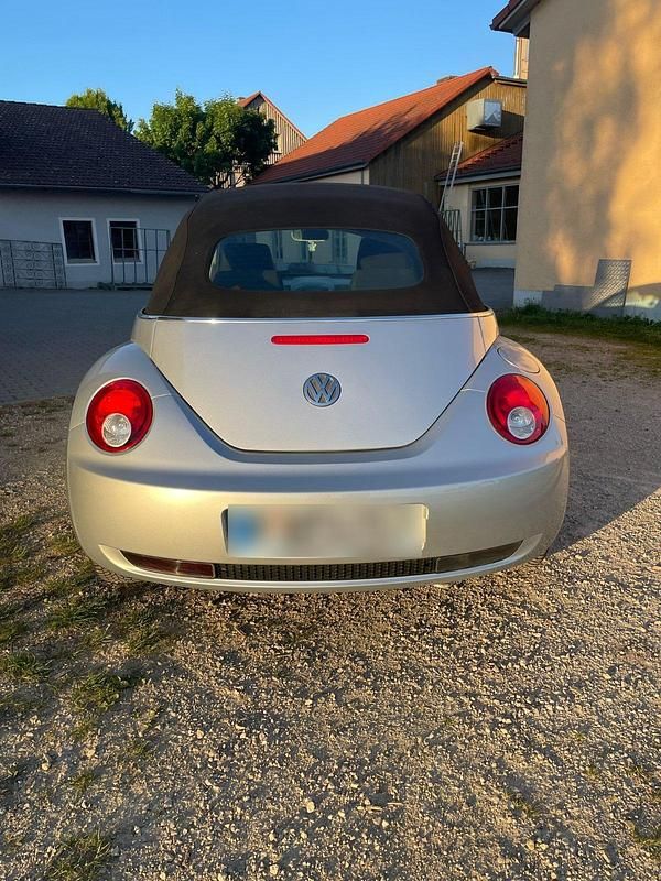 Gebraucht VW New Beetle Cabriolet 102 PS (75 kW) 2006 Grau Cabrio
