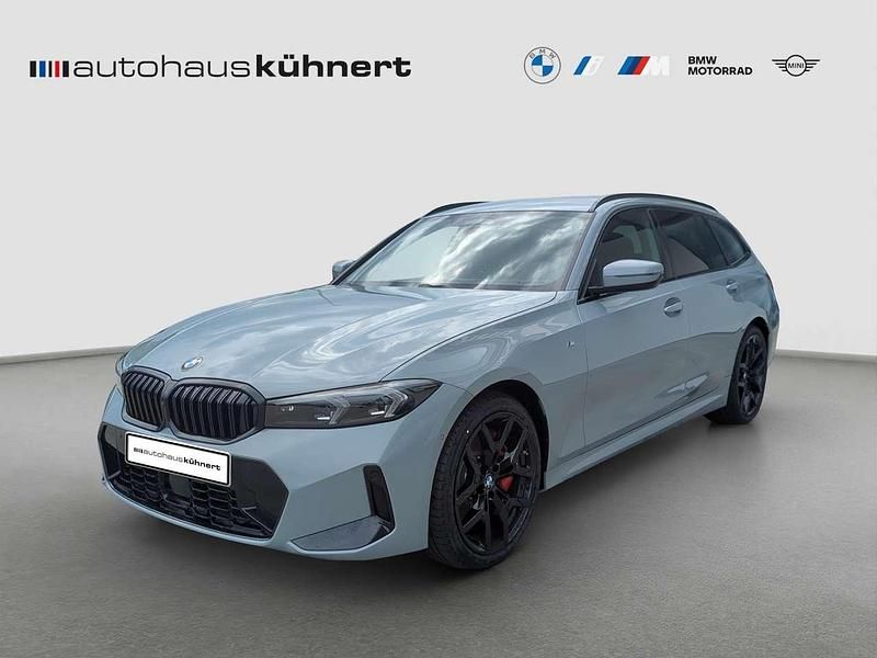 M brooklyn grau metallic Neu 2025 BMW 320 M Sport Kombi | 69.950 € - Bild 1/4