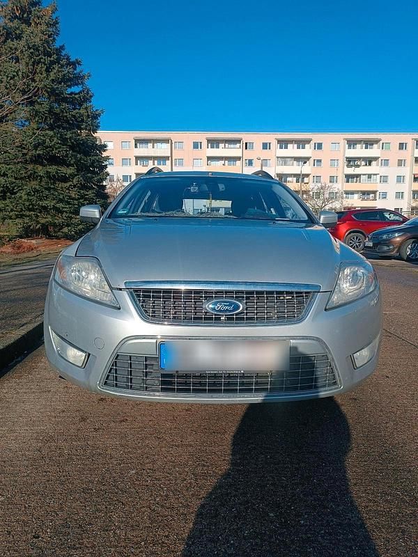 Gebraucht Ford Mondeo 140 PS (102 kW) 2009 Silber Kombi