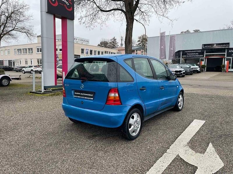 Gebraucht Mercedes A140 Elegance 82 PS (60 kW) 1999 Blau Van / Kleinbus