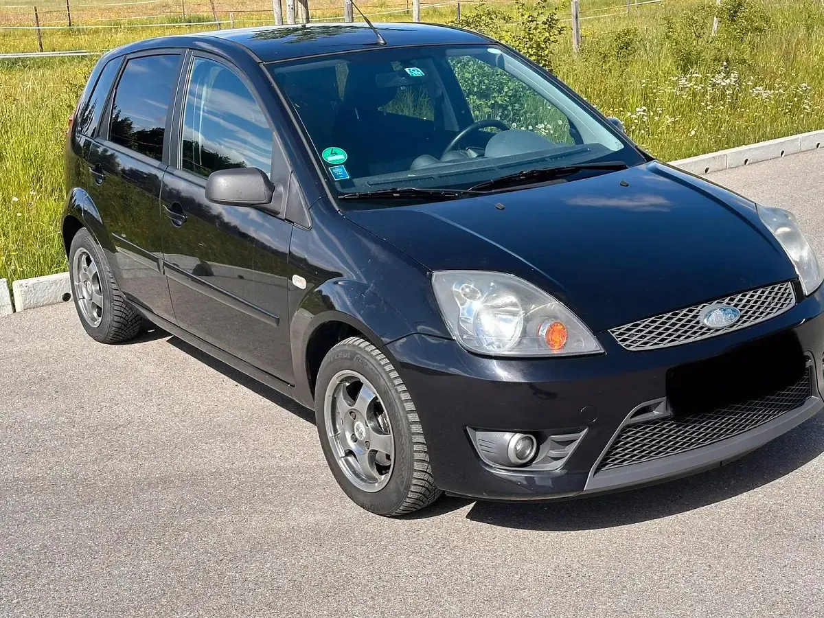 Gebraucht Ford Fiesta 75 PS (55 kW) 2009 Schwarz Kleinwagen