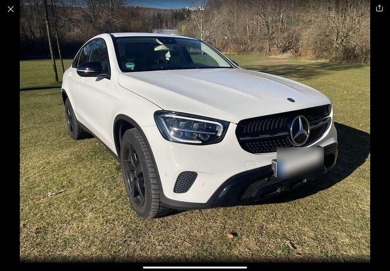 Weiß Gebraucht 2019 Mercedes GLC220 Coupé | 38.099 € - Bild 1/4