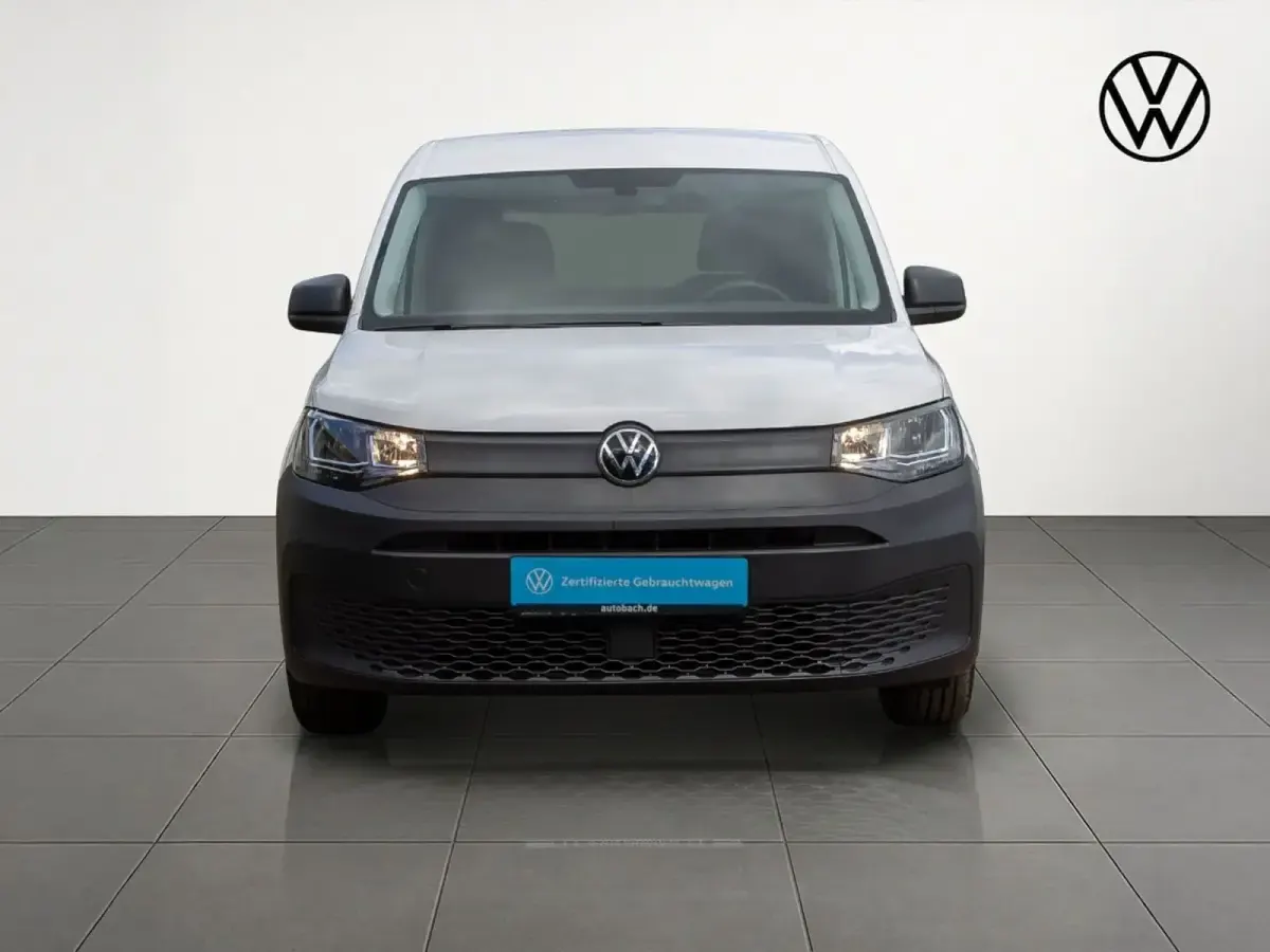 Gebraucht VW Caddy 75 PS (55 kW) 2022 Weiß Van / Kleinbus