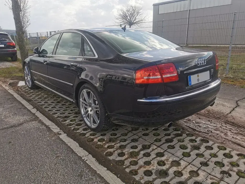 Gebraucht Audi A8L Ambiente 349 PS (256 kW) 2008 Schwarz Limousine