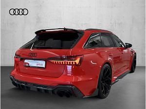 Gebraucht Audi RS6 Ambiente 760 PS (558 kW) 2024 Rot (tangorot metallic) Kombi