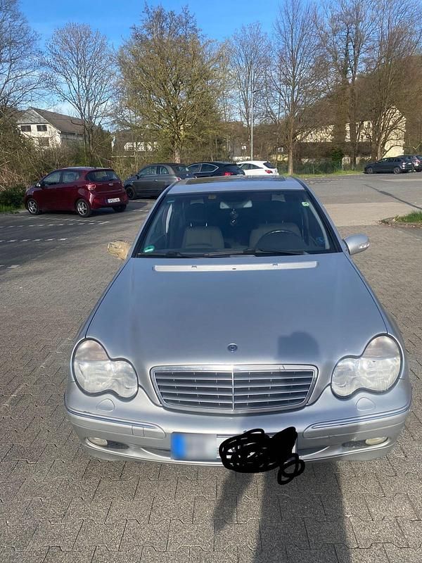 Gebraucht Mercedes C240 170 PS (125 kW) 2000 Silber Limousine