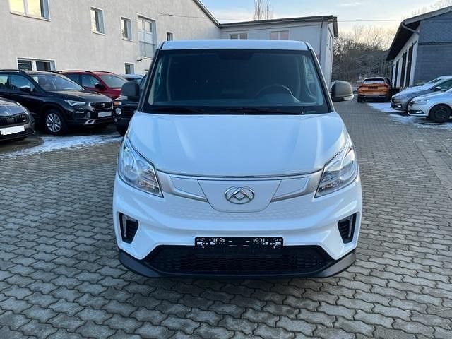 Neu Maxus eDeliver 3 89 kW (122 PS) 2025 Warm white Van