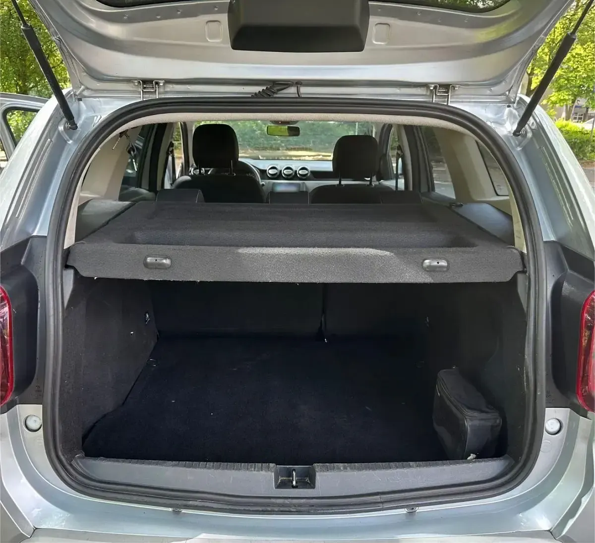 Gebraucht Dacia Duster Prestige 114 PS (83 kW) 2019 Silber SUV