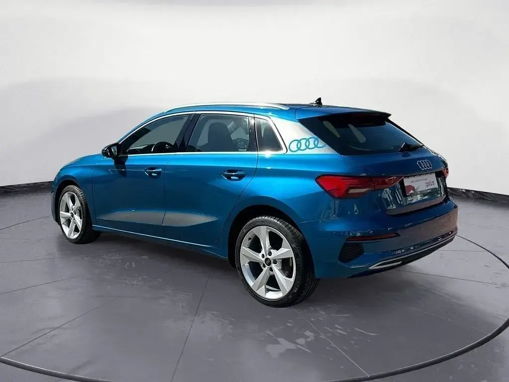 Gebraucht Audi A3 Advanced Plus 110 PS (80 kW) 2023 Blau Limousine
