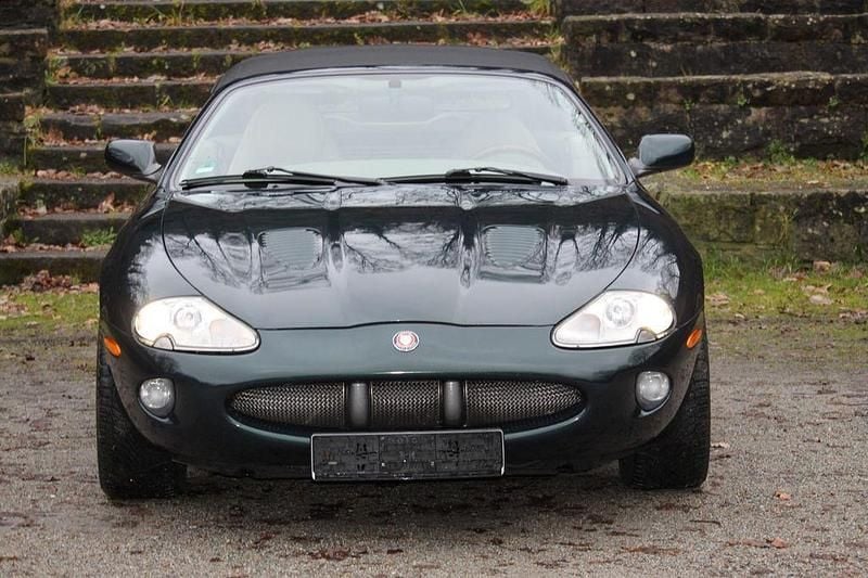 Gebraucht Jaguar XKR 363 PS (266 kW) 1999 Grün Cabrio