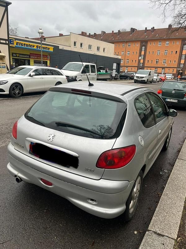 Gebraucht Peugeot 206 109 PS (80 kW) 2006 Silber Kleinwagen