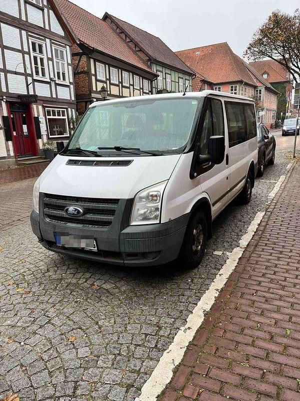 Weiß Gebraucht 2010 Ford Transit Trend Kombi | 4.250 € (Fairer Preis) - Bild 1/4