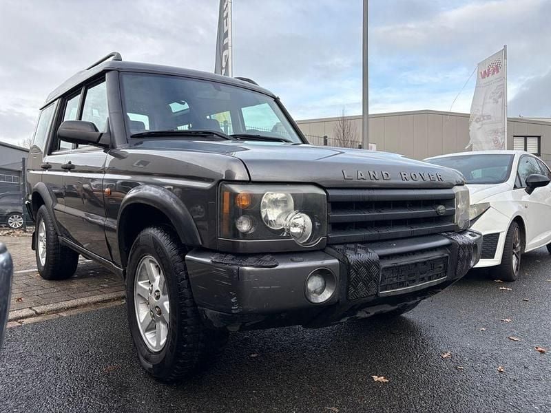 Grau Gebraucht 2004 Land Rover Discovery 3 SUV | 8.999 € (Fairer Preis) - Bild 1/4