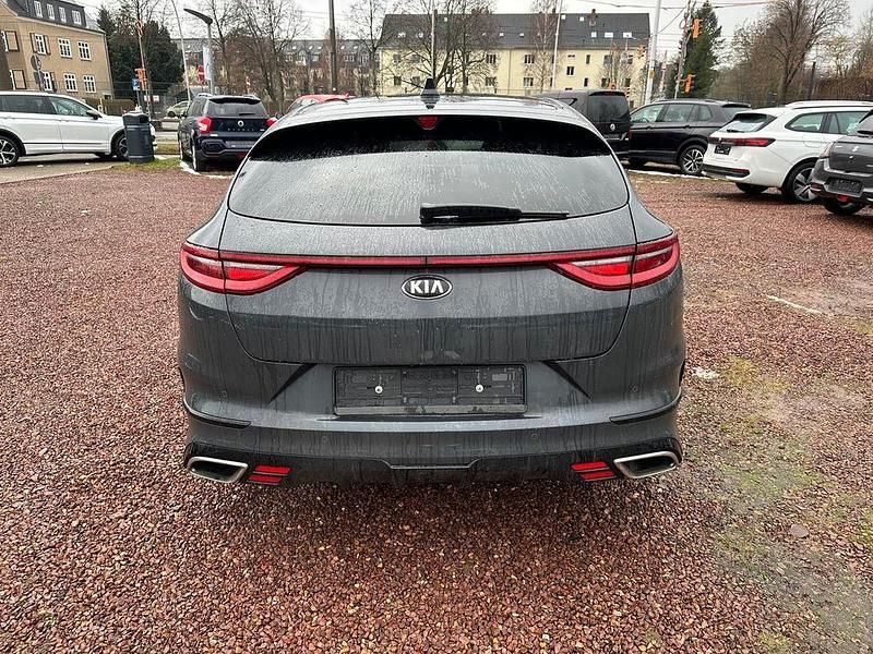 Gebraucht Kia ProCeed GT 204 PS (150 kW) 2021 Dark penta metal m Kombi