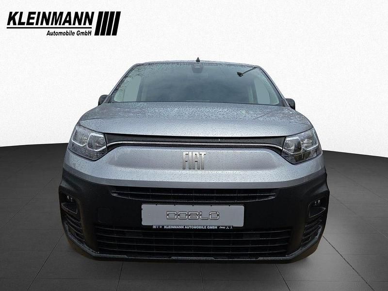 Gebraucht Fiat Doblò 102 PS (75 kW) 2023 Silber Van / Kleinbus