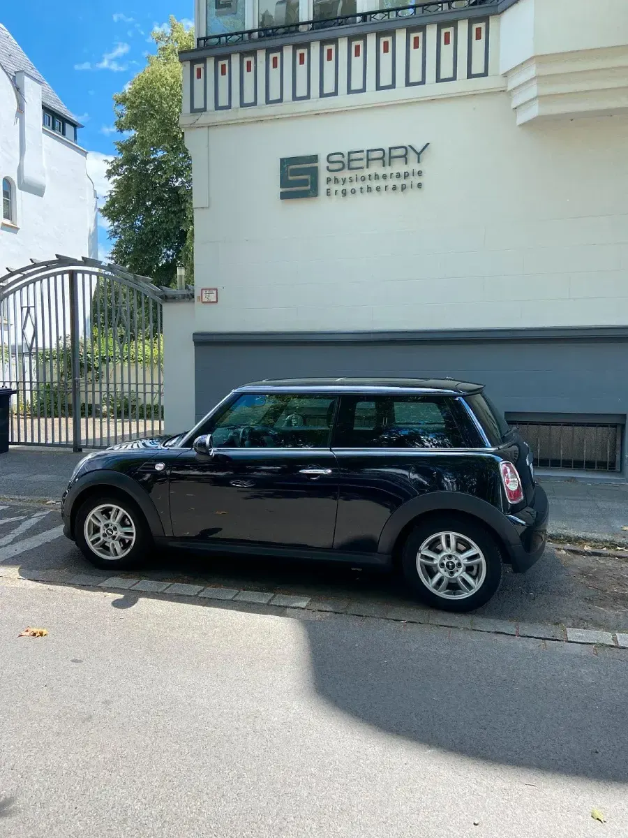 Gebraucht Mini Cooper 122 PS (89 kW) 2012 Schwarz Kleinwagen
