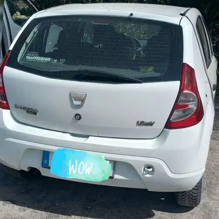 Second-hand Dacia Sandero 75 CP (55 kW) 2009 Alb Berlinǎ