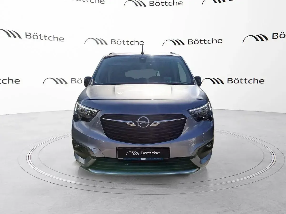 Neu Opel Combo Life Ultimate 100 kW (136 PS) 2025 Andere Van / Kleinbus