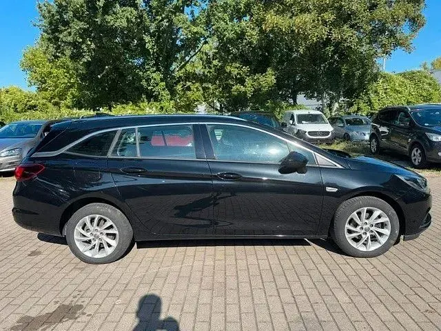 Gebraucht Opel Astra 125 PS (91 kW) 2018 Schwarz Limousine