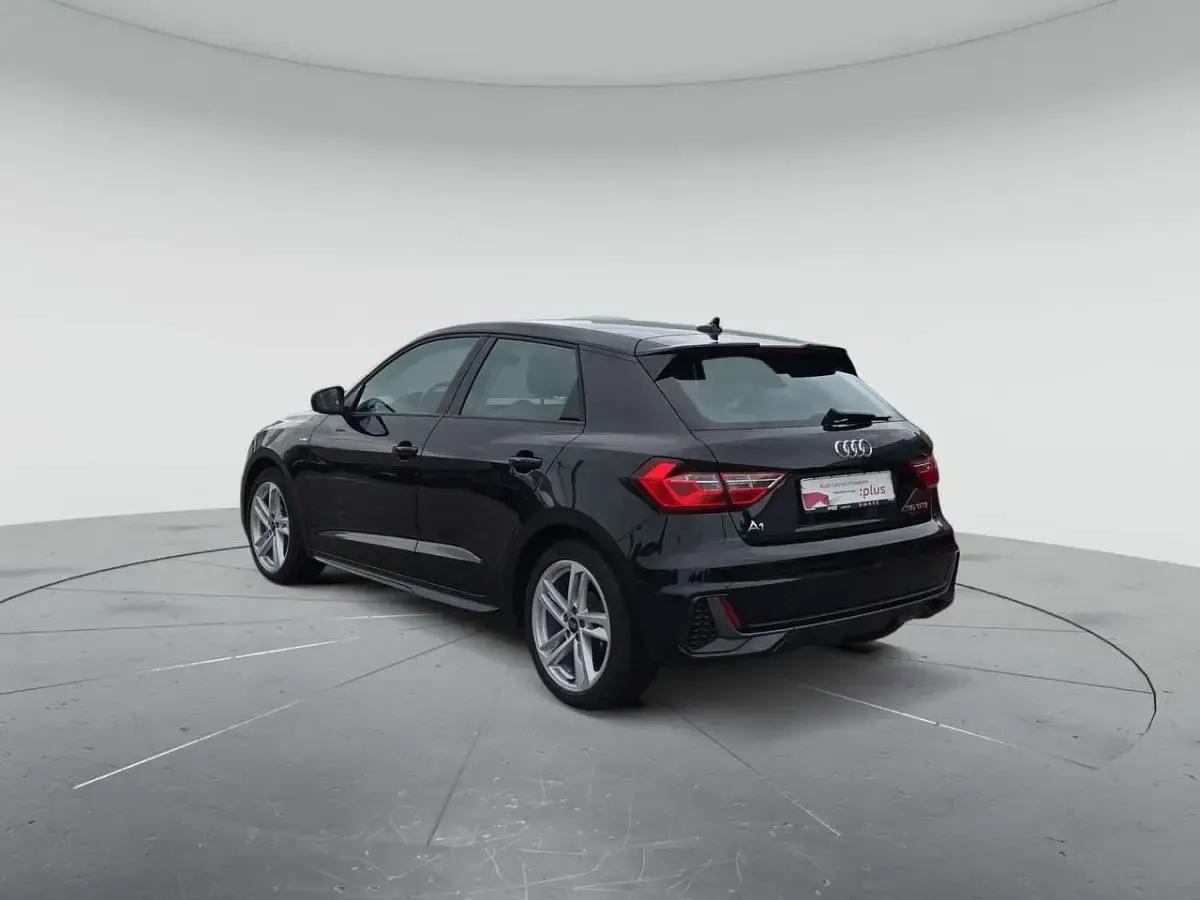Gebraucht Audi A1 S-Line 150 PS (110 kW) 2023 Mythosschwarz metallic SUV