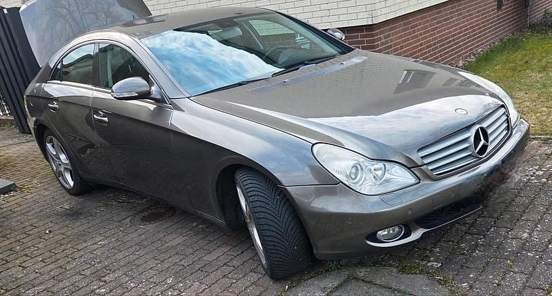Gebraucht Mercedes CLS350 292 PS (214 kW) 2007 Grau Coupé