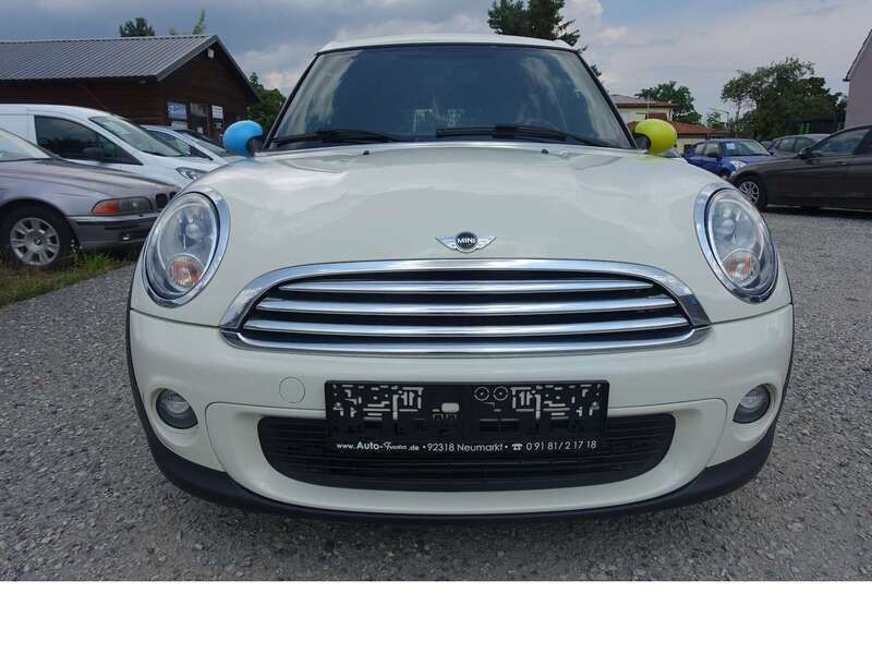 Gebraucht Mini Cooper D 111 PS (81 kW) 2014 Weiß Kleinwagen