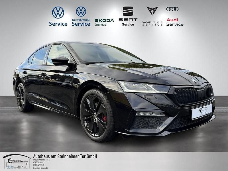 Schwarz Gebraucht 2022 Skoda Octavia RS Limousine | 24.890 € (Fairer Preis) - Bild 1/4