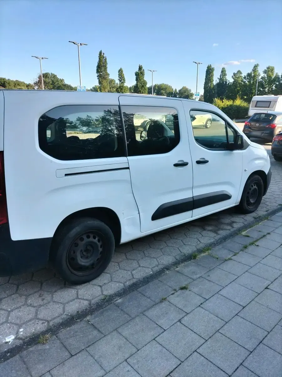 Gebraucht Citroën Berlingo 131 PS (96 kW) 2020 Weiß Van / Kleinbus