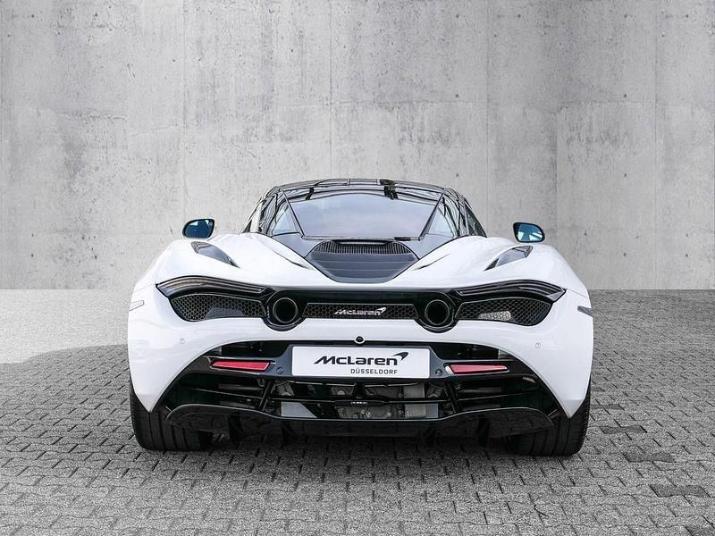 Gebraucht McLaren 720S 721 PS (530 kW) 2022 Silicia white (weiß) Coupé