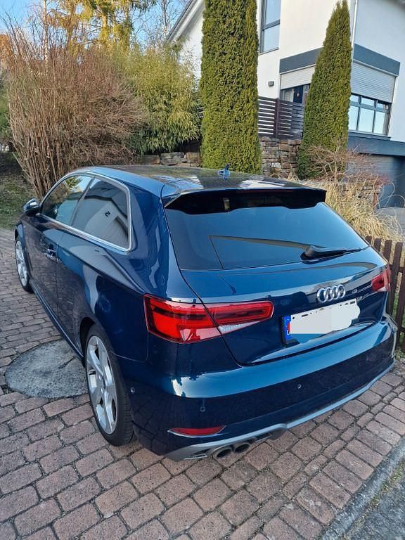 Gebraucht Audi A3 S-Line 150 PS (110 kW) 2017 Blau Limousine