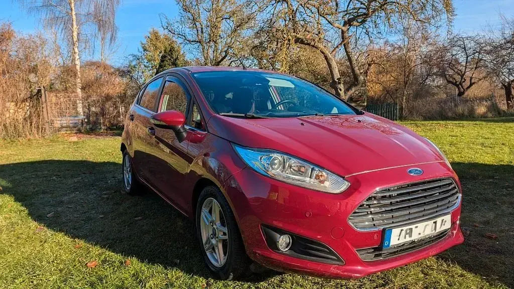 Gebraucht Ford Fiesta Titanium 101 PS (74 kW) 2013 Limousine