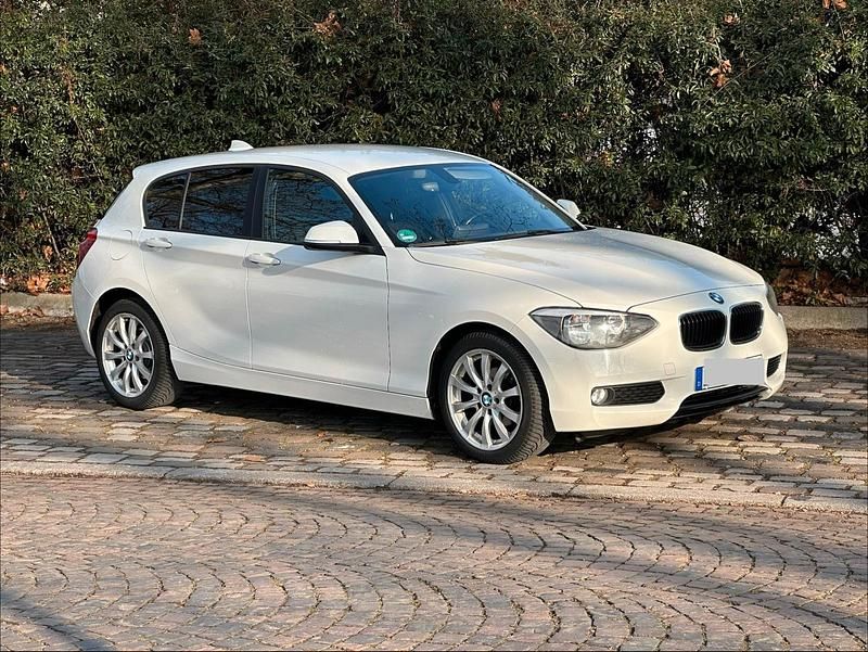 Gebraucht BMW 116 136 PS (100 kW) 2013 Weiß Kleinwagen