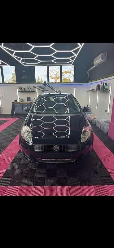 Gebraucht 2009 Fiat Punto Classica Limousine | 1.700 € (Fairer Preis) - Bild 1/4