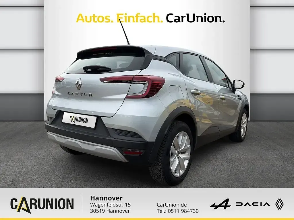 Gebraucht Renault Captur Equilibre 91 PS (66 kW) 2024 Highlandgrau metallic SUV