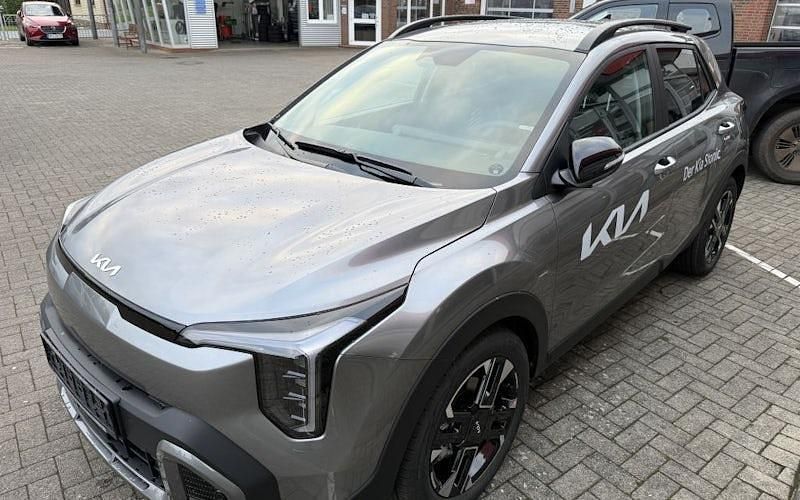 Neu Kia Stonic GT-Line 115 PS (84 kW) 2026 Grau SUV