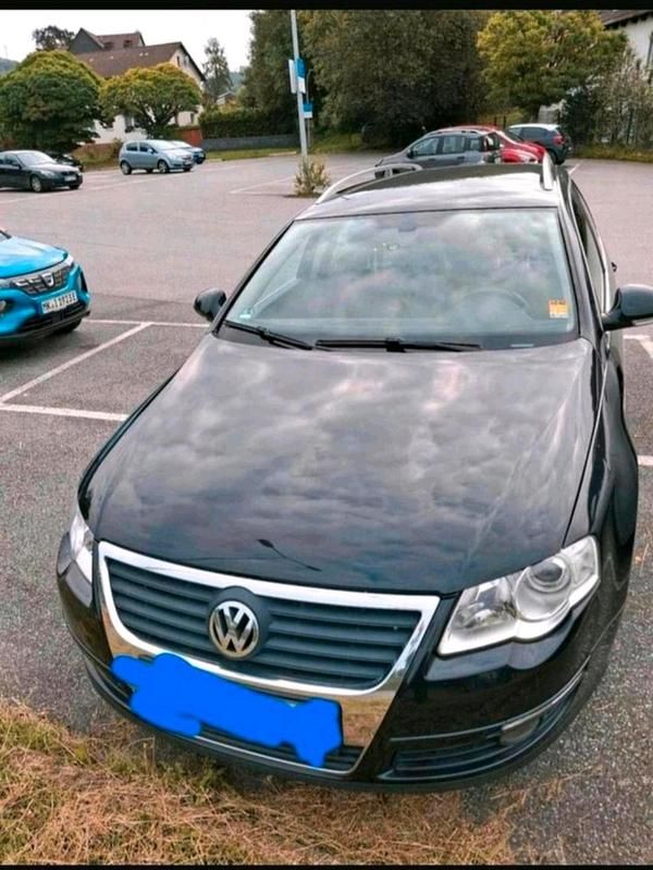 Schwarz Gebraucht 2007 VW Passat Kombi | 1.900 € (Fairer Preis) - Bild 1/4