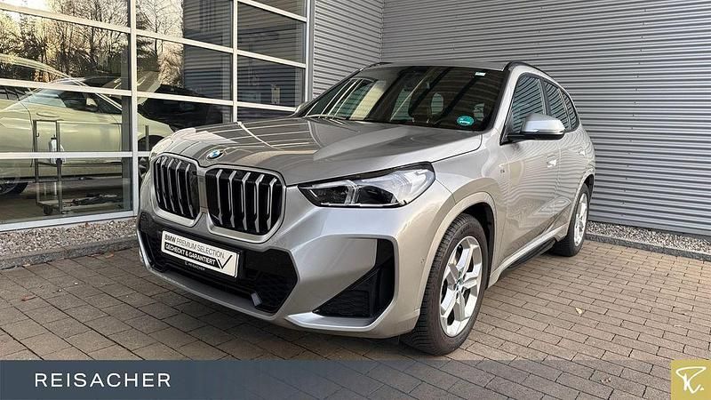 Silber Gebraucht 2025 BMW X1 Comfort Edition SUV | 51.990 € (Teuer) - Bild 1/4