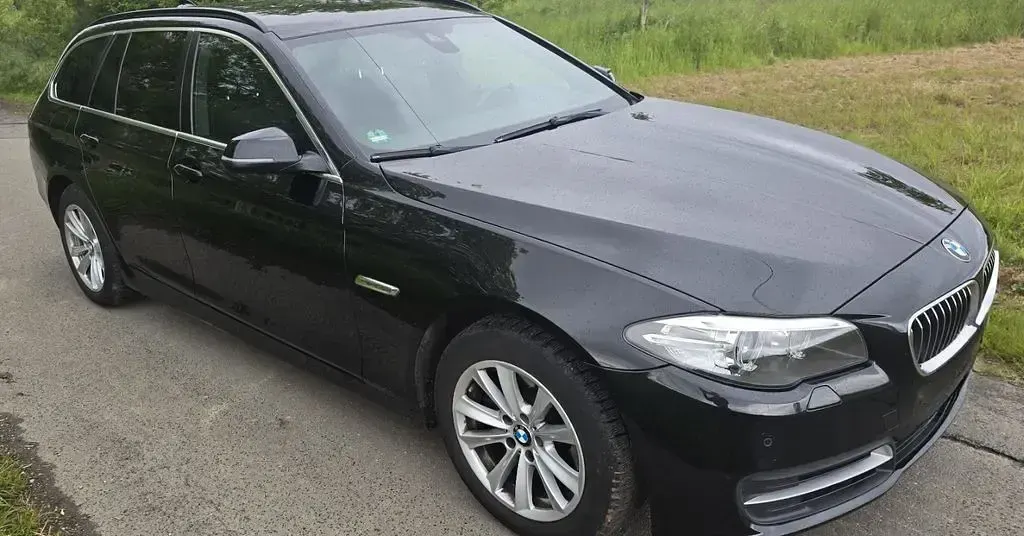 Gebraucht BMW 520 190 PS (139 kW) 2013 Schwarz Kombi