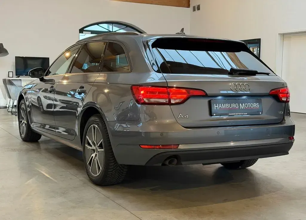 Gebraucht Audi A4 Sport 150 PS (110 kW) 2017 Grau Kombi