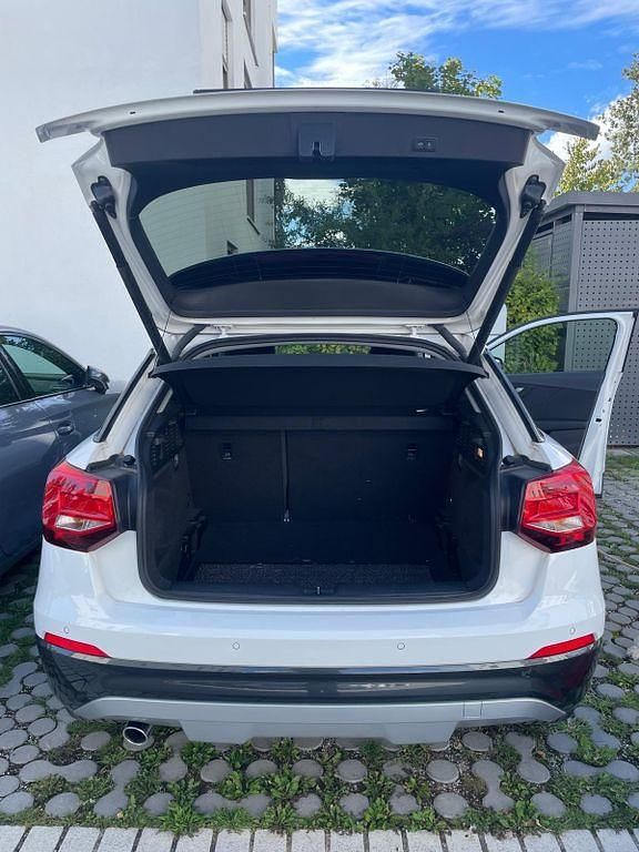 Gebraucht Audi Q2 Sport 116 PS (85 kW) 2019 Weiß SUV