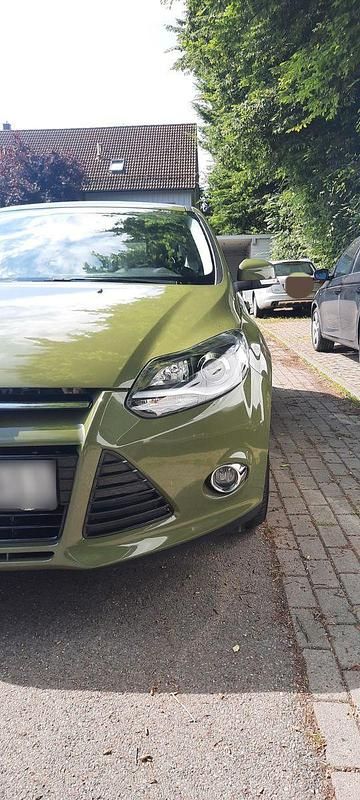 Second-hand Ford Focus 125 CP (91 kW) 2013 Verde Berlinǎ