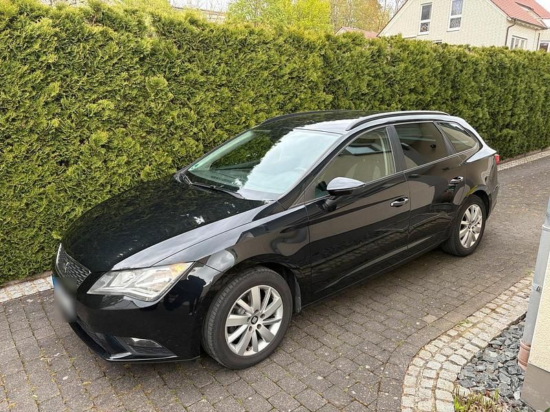 Second-hand Seat Leon ST 105 CP (77 kW) 2014 Negru Break