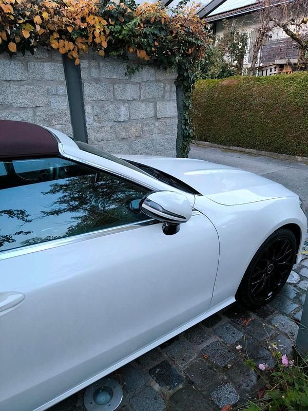 Gebraucht Mercedes E220 194 PS (142 kW) 2021 Weiß Cabrio