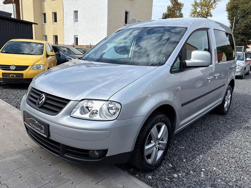 Silber Gebraucht 2010 VW Caddy Style Van / Kleinbus | 7.499 € (Guter Preis) - Bild 1/4